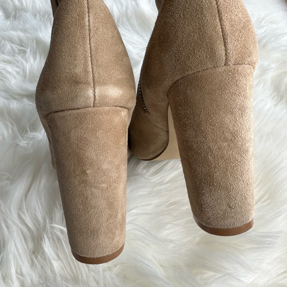 Steve Madden Manzzo Suede Block Heel Peep Toe Bootie in Sand Womens 10 EUC - Picture 7 of 13